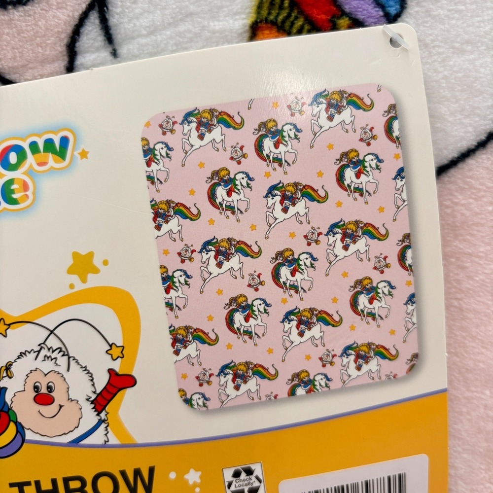 Rainbow Brite Plush Throw Blanket  Pink Unicorns Stars 50x60 - Picture 2 of 6